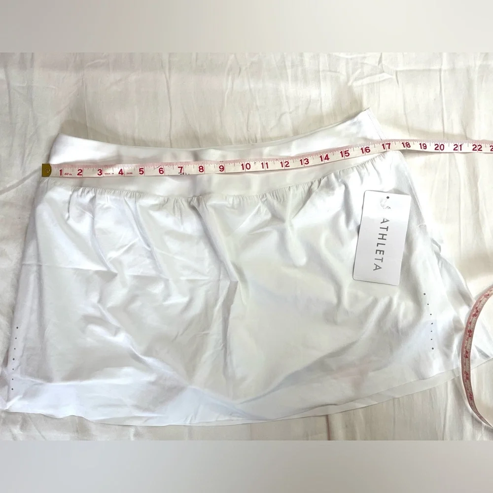 NWT Athleta White Fast Route Run Skort Women’s Size Large Tennis Running